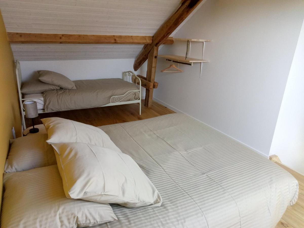 Saint-Priest-des-Champs Chambres D'Hotes Quatre Mains المظهر الخارجي الصورة